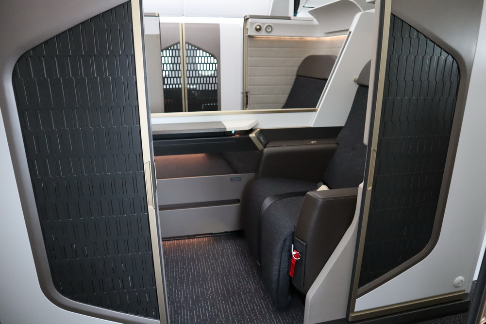 Oman Air New B787-9 First Class Suite