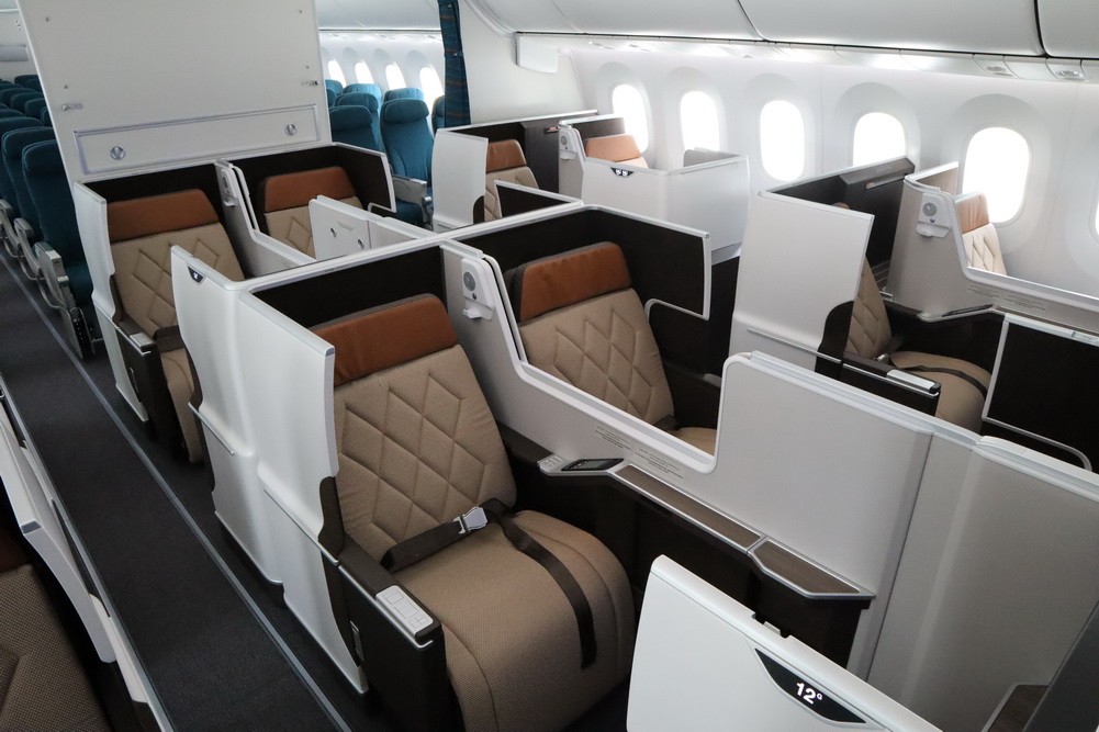 Oman Air B787-9 Business Class