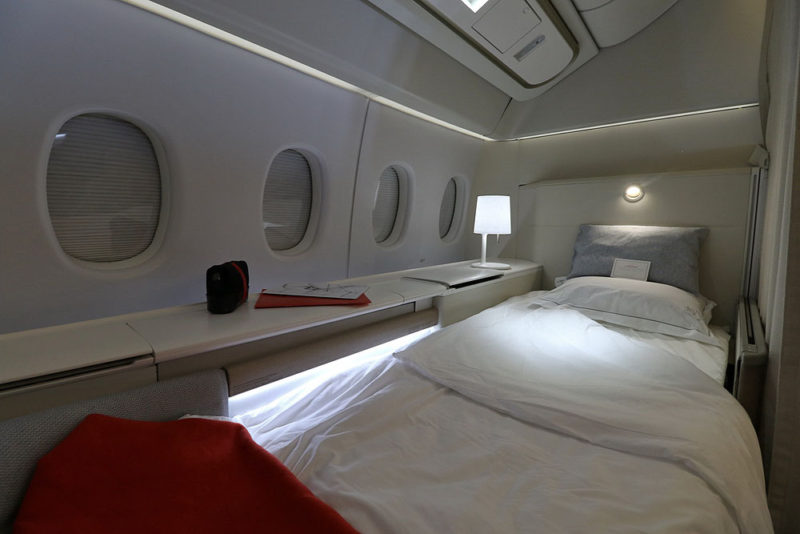 Air France La Premiere First Class bedding